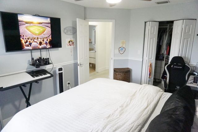 15604 SW 16th Court, Pembroke Pines, FL 33027