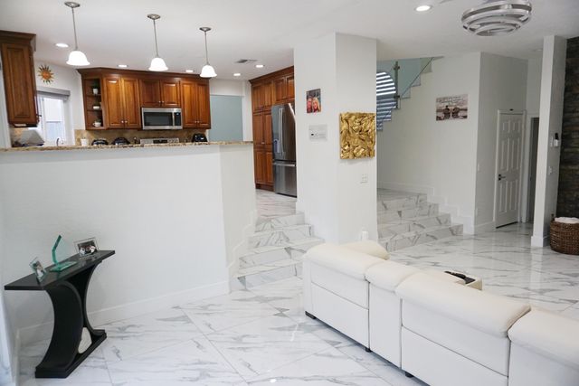 15604 SW 16th Court, Pembroke Pines, FL 33027