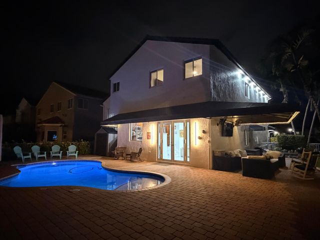 15604 SW 16th Court, Pembroke Pines, FL 33027