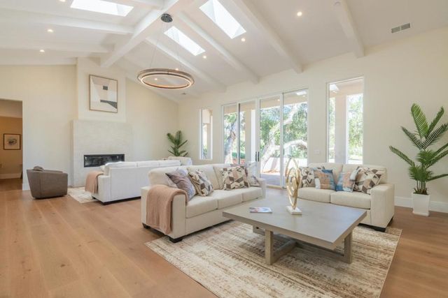 423 Estrella Doro, Monterey, CA 93940