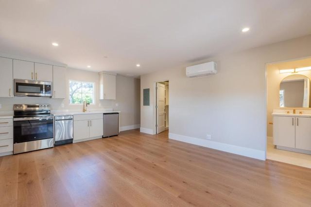 423 Estrella Doro, Monterey, CA 93940