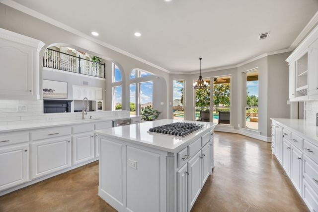 2108 Kyle Circle, Heath, TX 75032