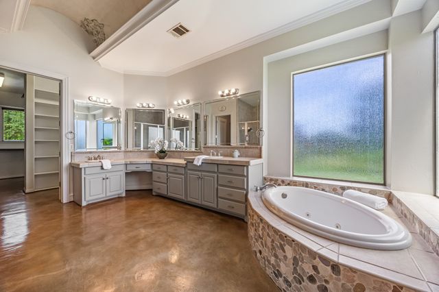 2108 Kyle Circle, Heath, TX 75032