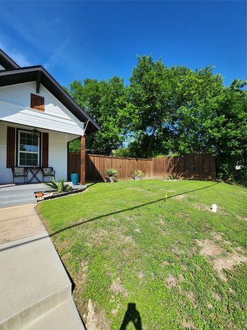 607 Dr Martin Luther King Jr Boulevard, Waxahachie, TX 75165