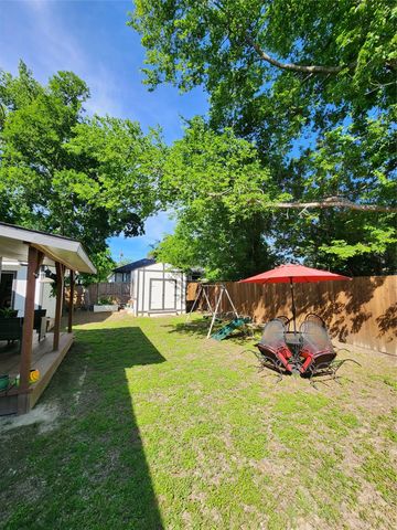 607 Dr Martin Luther King Jr Boulevard, Waxahachie, TX 75165