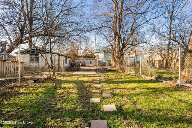 2214 Wilson Ave, Louisville, KY 40210