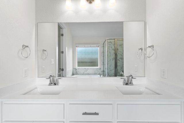 116 Salado Creek TRL, Bastrop, TX 78602