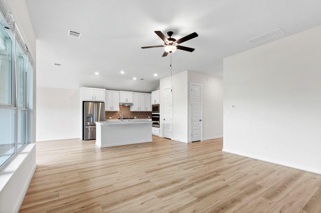 116 Salado Creek TRL, Bastrop, TX 78602