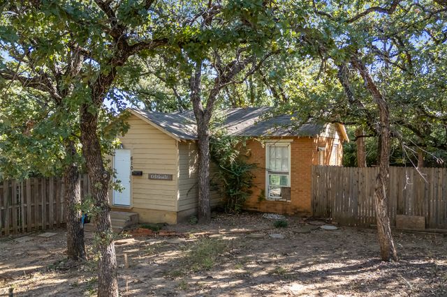 1509 Egan Street, Denton, TX 76201