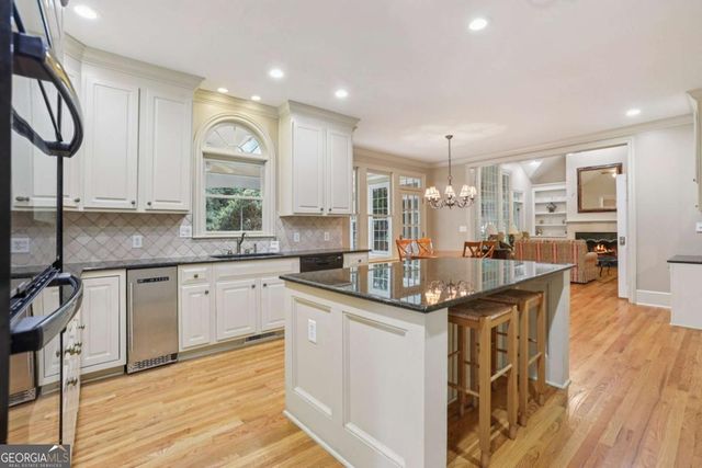 725 High Hampton Run, Alpharetta, GA 30022