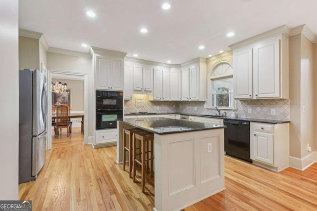 725 High Hampton Run, Alpharetta, GA 30022