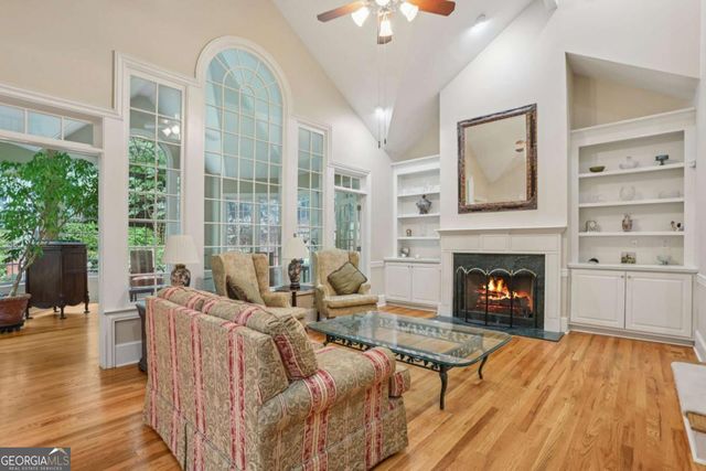 725 High Hampton Run, Alpharetta, GA 30022