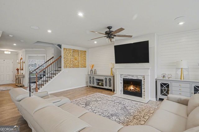 604 Napier Pass, Peachtree City, GA 30269