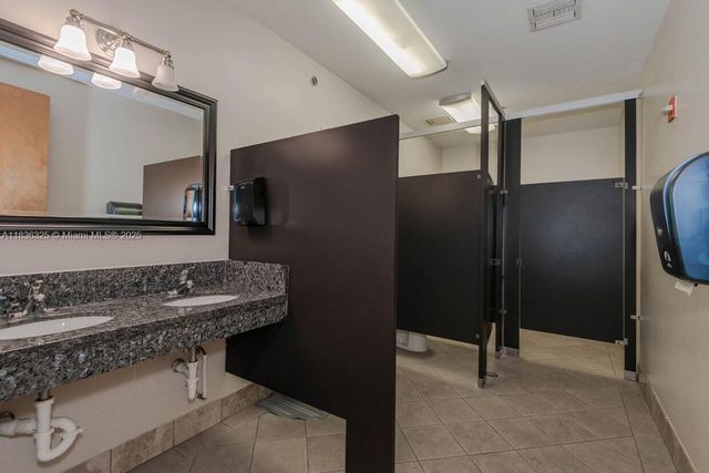2950 N 28th Ter, Hollywood, FL 33020