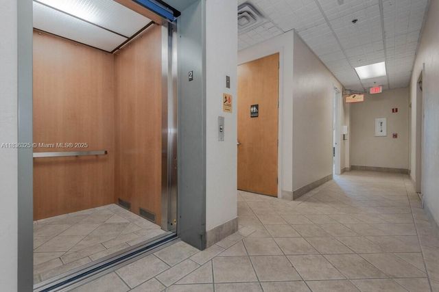 2950 N 28th Ter, Hollywood, FL 33020