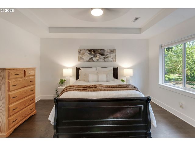 21855 Sw MEADOW Ter, Sherwood, OR 97140