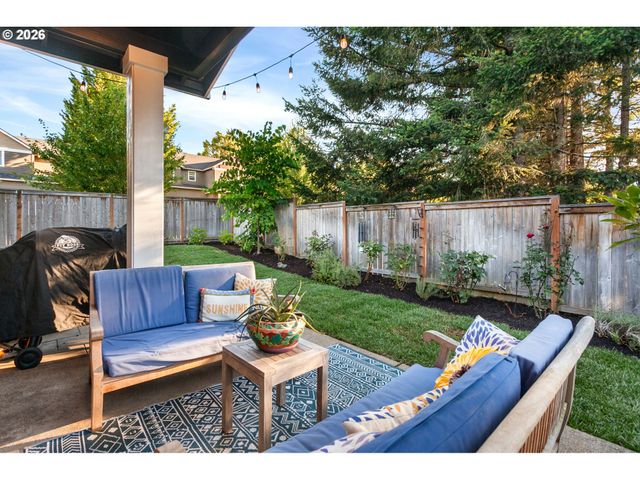 21855 Sw MEADOW Ter, Sherwood, OR 97140