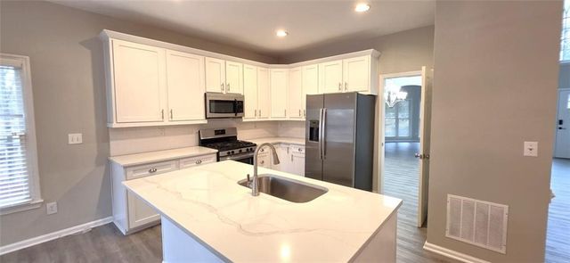 3610 Hedge Arbor Court, Suwanee, GA 30024