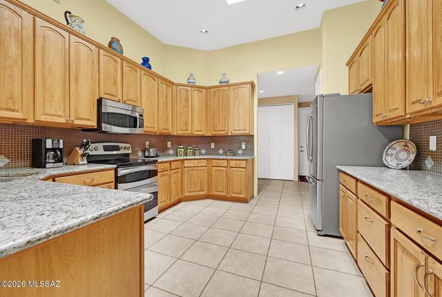 9807 N Ridge Shadow Place, Oro Valley, AZ 85704