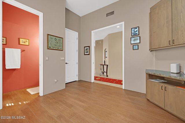 9807 N Ridge Shadow Place, Oro Valley, AZ 85704