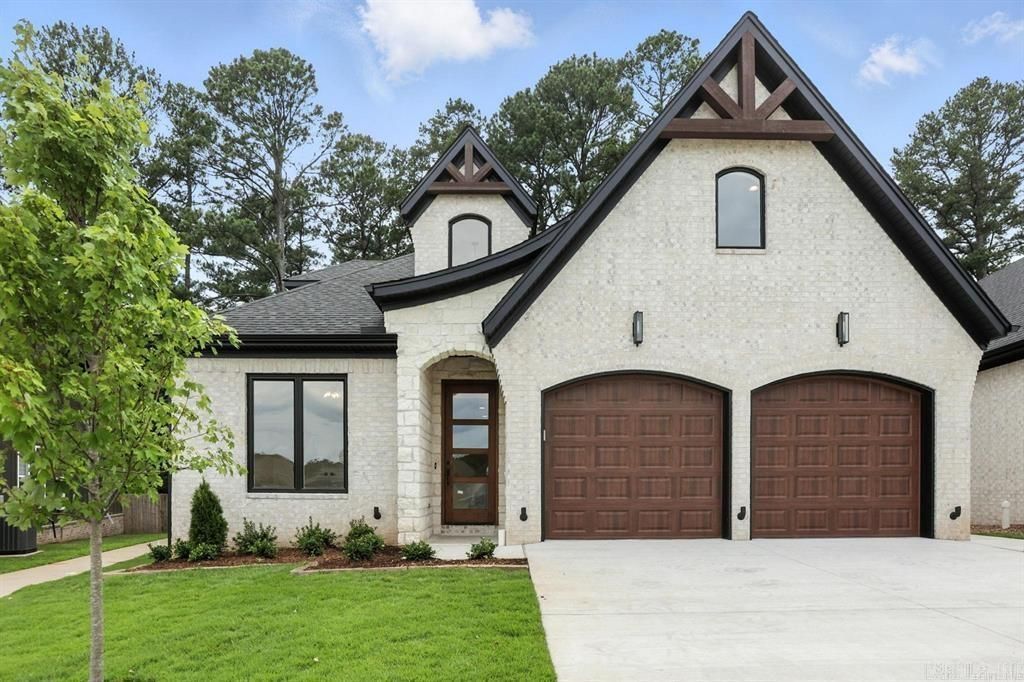 94 Calion Court, Little Rock, AR 72223