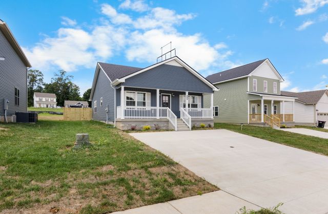 2627 Scott Dr, Clarksville, TN 37042