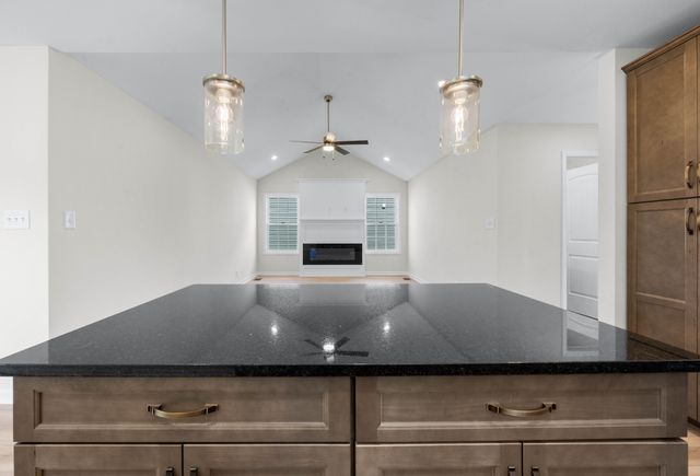 2627 Scott Dr, Clarksville, TN 37042