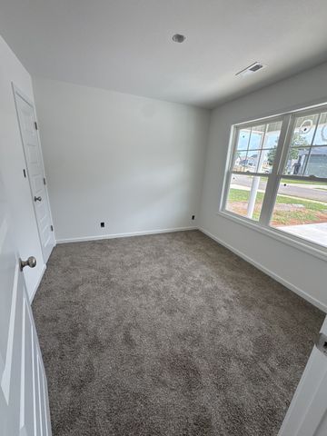 2627 Scott Dr, Clarksville, TN 37042
