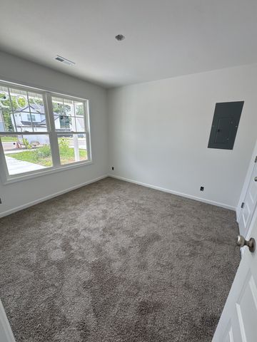 2627 Scott Dr, Clarksville, TN 37042