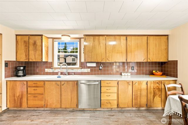 218 Evergreen Street, Mount Vernon, WA 98273
