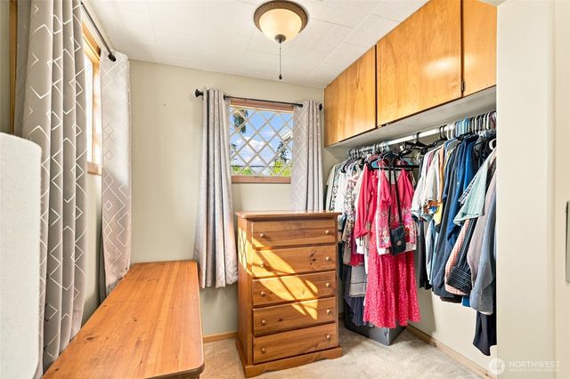 218 Evergreen Street, Mount Vernon, WA 98273