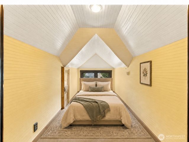 218 Evergreen Street, Mount Vernon, WA 98273