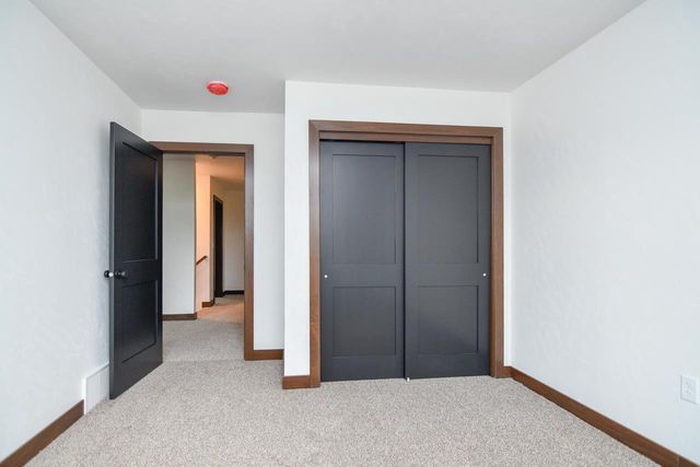 735 HOFFMAN ROAD, Green Bay, WI 54301