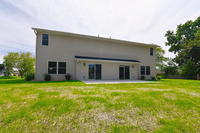 735 HOFFMAN ROAD, Green Bay, WI 54301