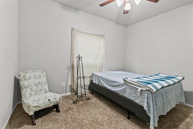 306 Edgewater Park Drive, Bacliff, TX 77518