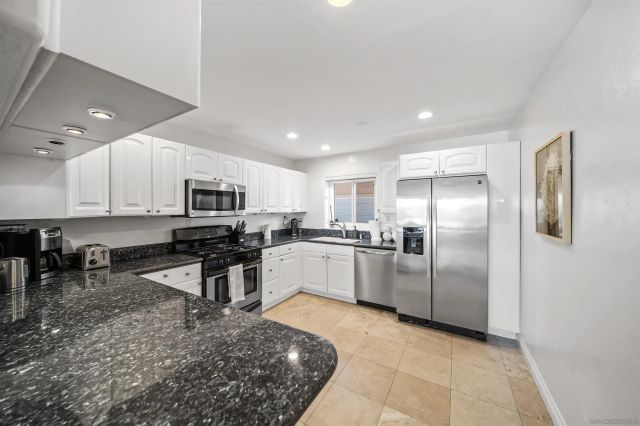 1039 Coast Blvd Unit A, La Jolla, CA 92037