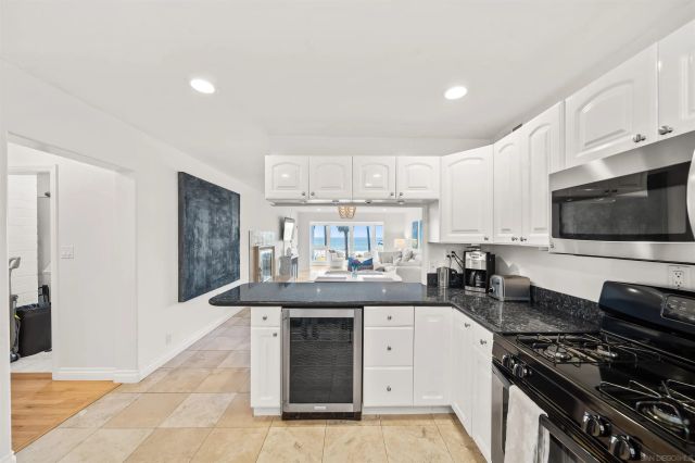 1039 Coast Blvd Unit A, La Jolla, CA 92037