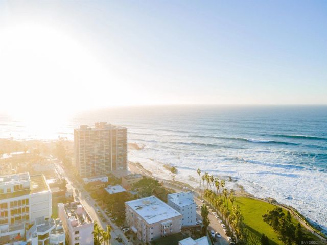 1039 Coast Blvd Unit A, La Jolla, CA 92037