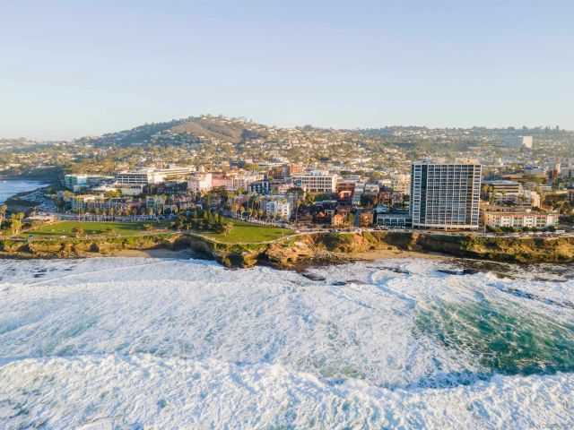 1039 Coast Blvd Unit A, La Jolla, CA 92037