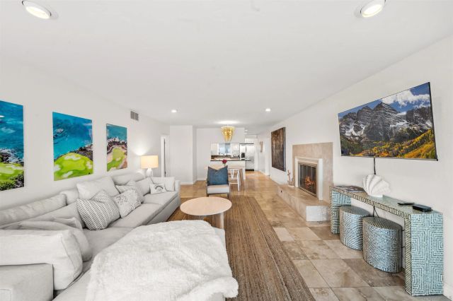 1039 Coast Blvd Unit A, La Jolla, CA 92037