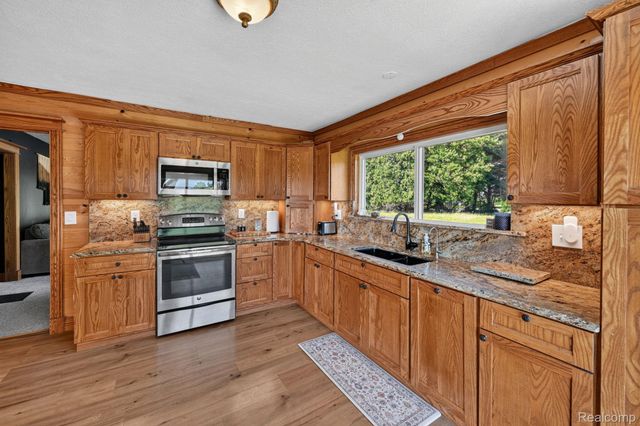 3658 Newburg Road, Shiawassee Township, MI 48414