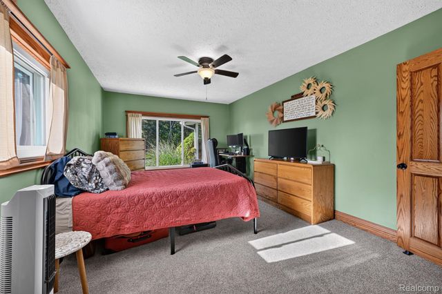 3658 Newburg Road, Shiawassee Township, MI 48414