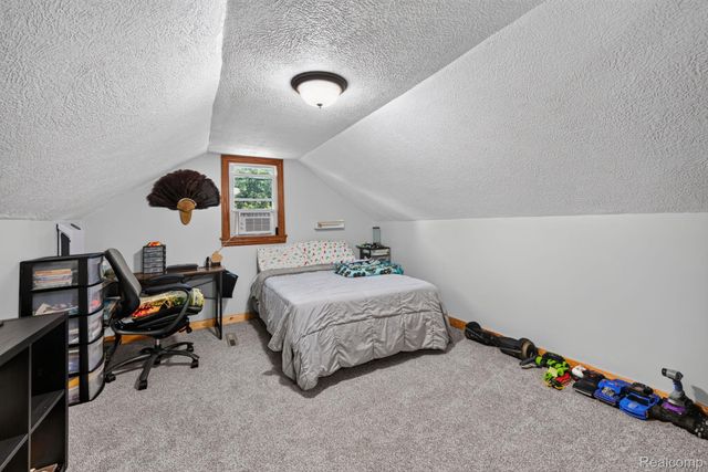 3658 Newburg Road, Shiawassee Township, MI 48414