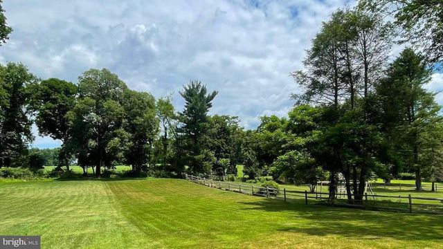 1007 MILLSTREAM, Malvern, PA 19355
