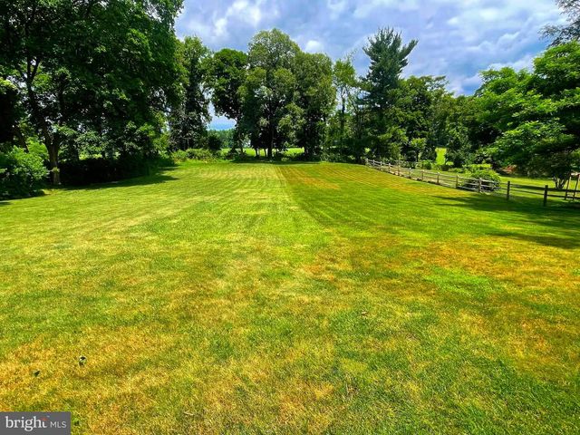 1007 MILLSTREAM, Malvern, PA 19355