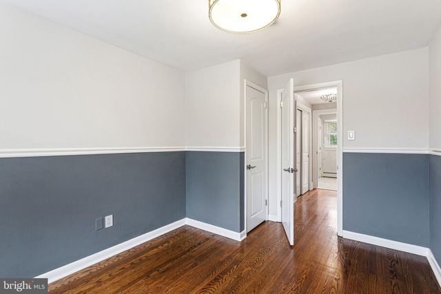 332 OVERHILL RD, Wayne, PA 19087