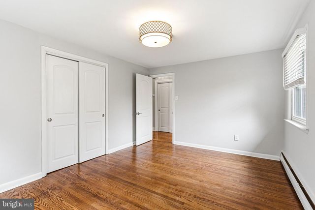 332 OVERHILL RD, Wayne, PA 19087