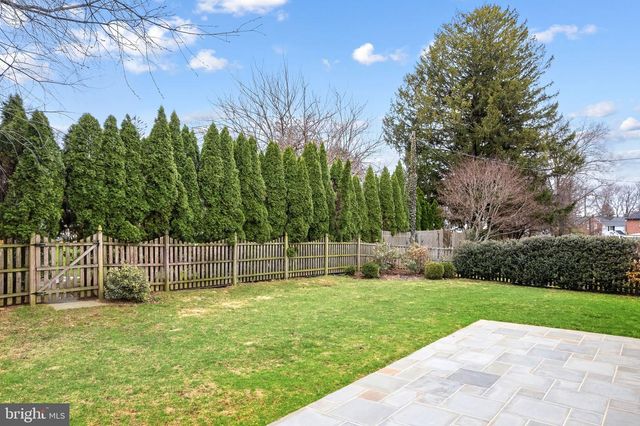 332 OVERHILL RD, Wayne, PA 19087