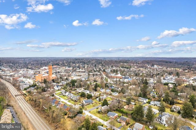 332 OVERHILL RD, Wayne, PA 19087