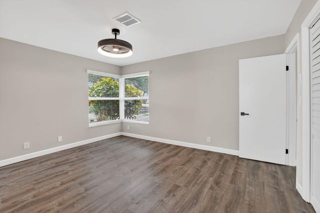 3068 NW 25th Way, Boca Raton, FL 33434